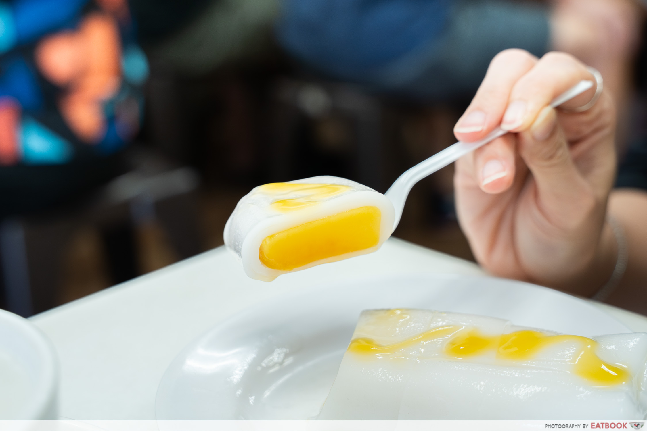mango roll interaction shot