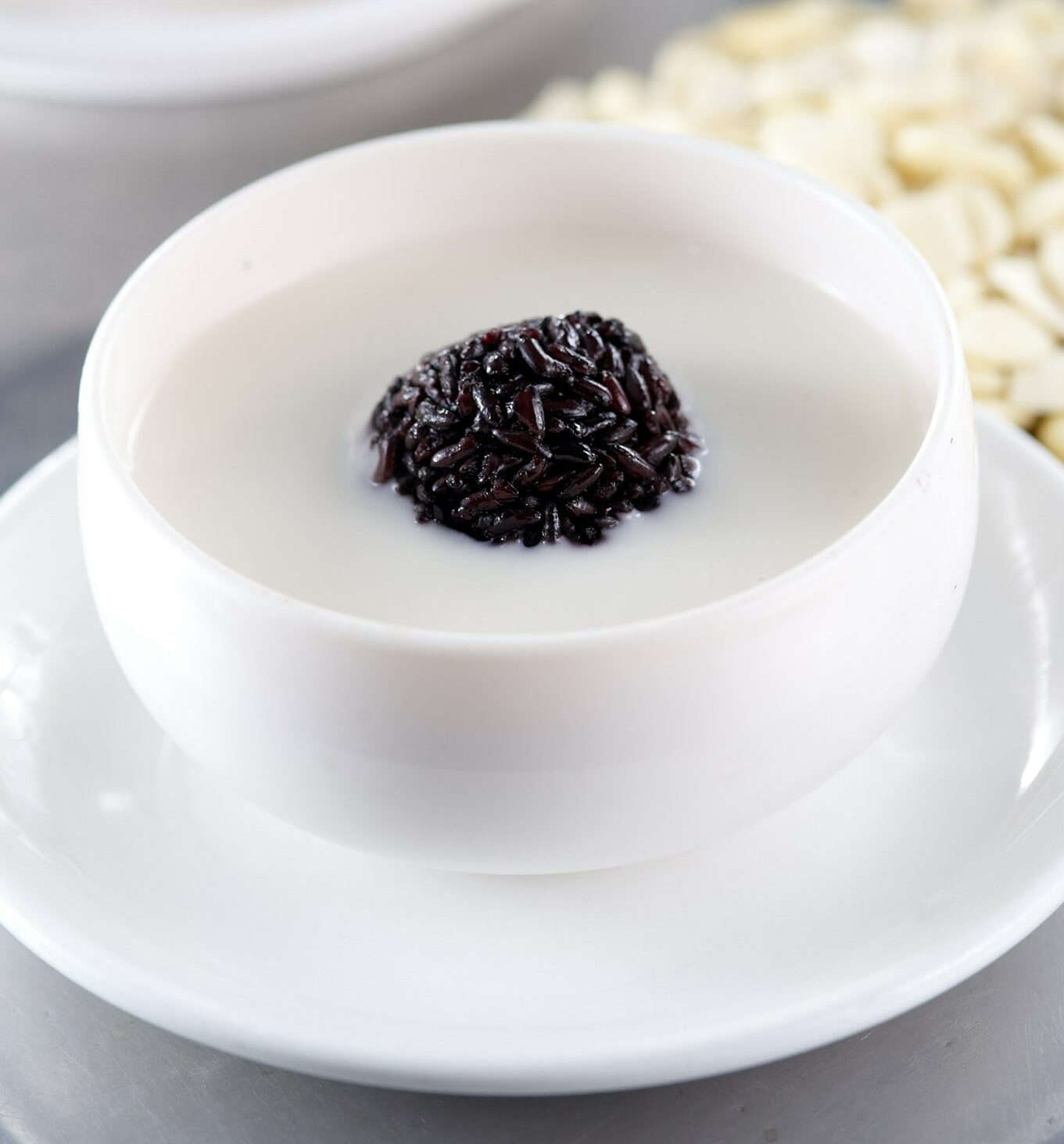 mei-heong-yuen-almond-paste-glutinous-rice