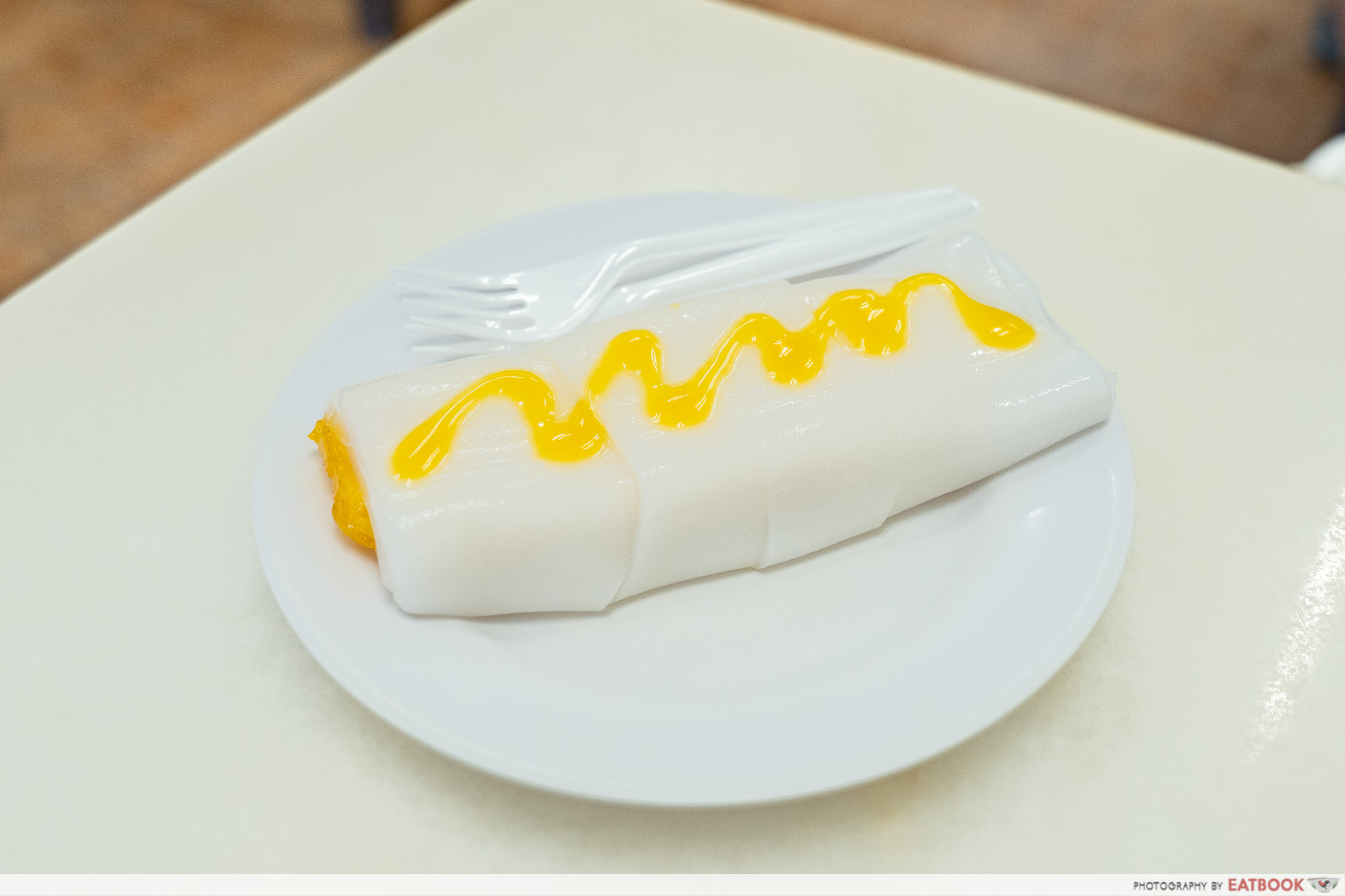 mei heong yuen mango roll intro shot