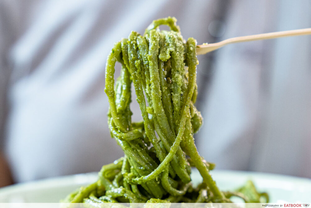 mirko febbrile x nudedles - linguine al pesto close-up