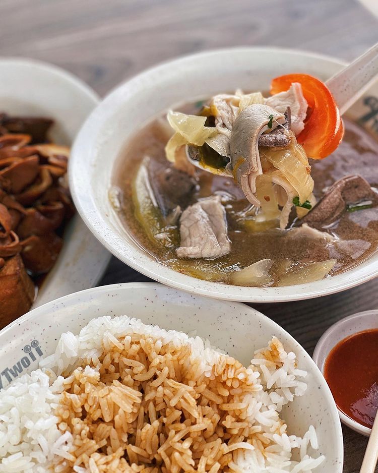 soon huat pig's organ soup