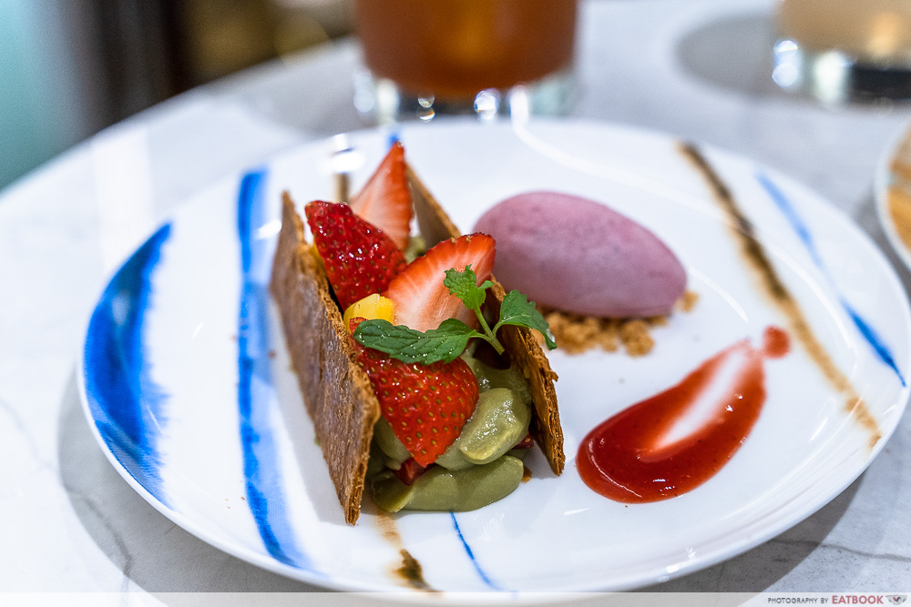 strawberry-and-pistachio-mille-feuille