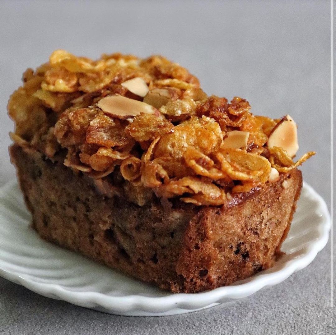 BUNDT-by-the-Backyard-Bakers-banana-cake