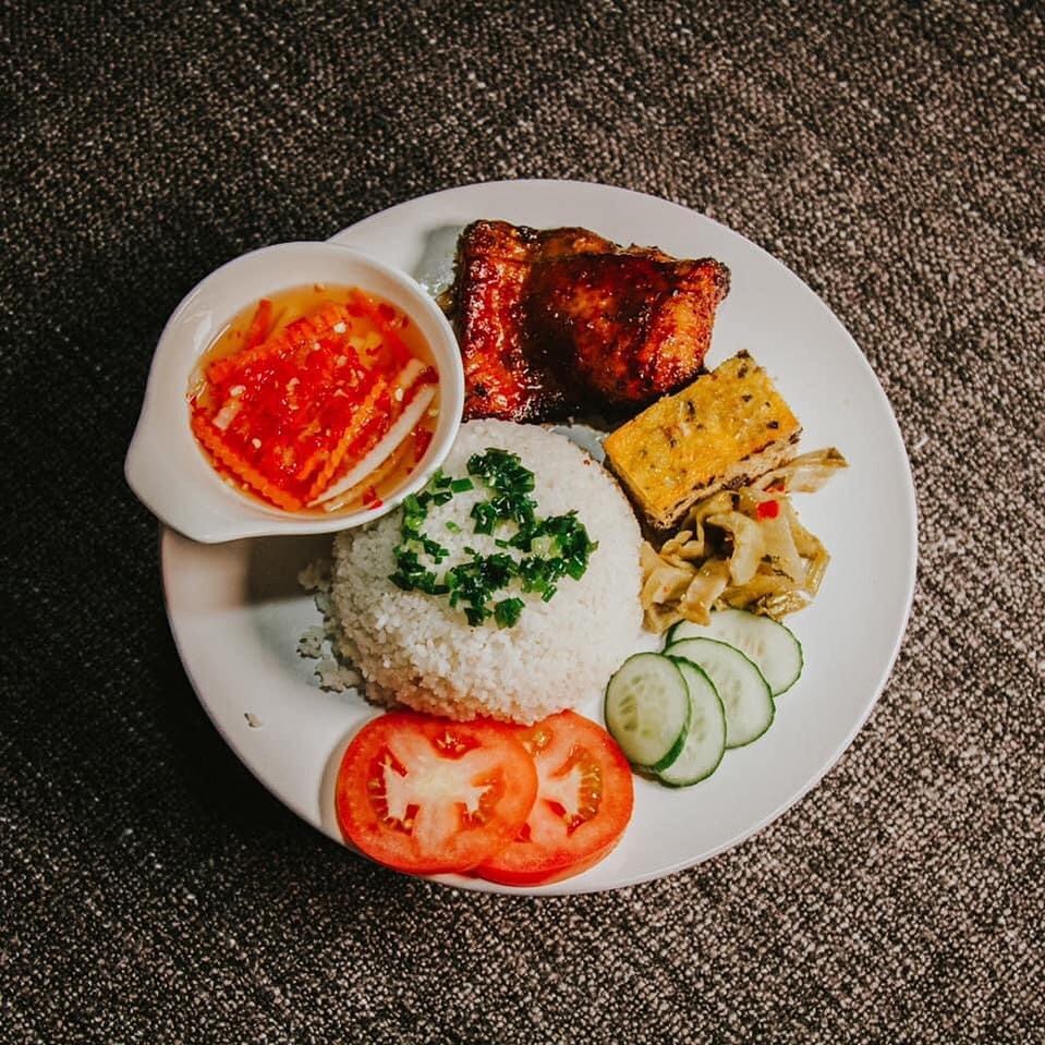 eminami halal vietnamese rice