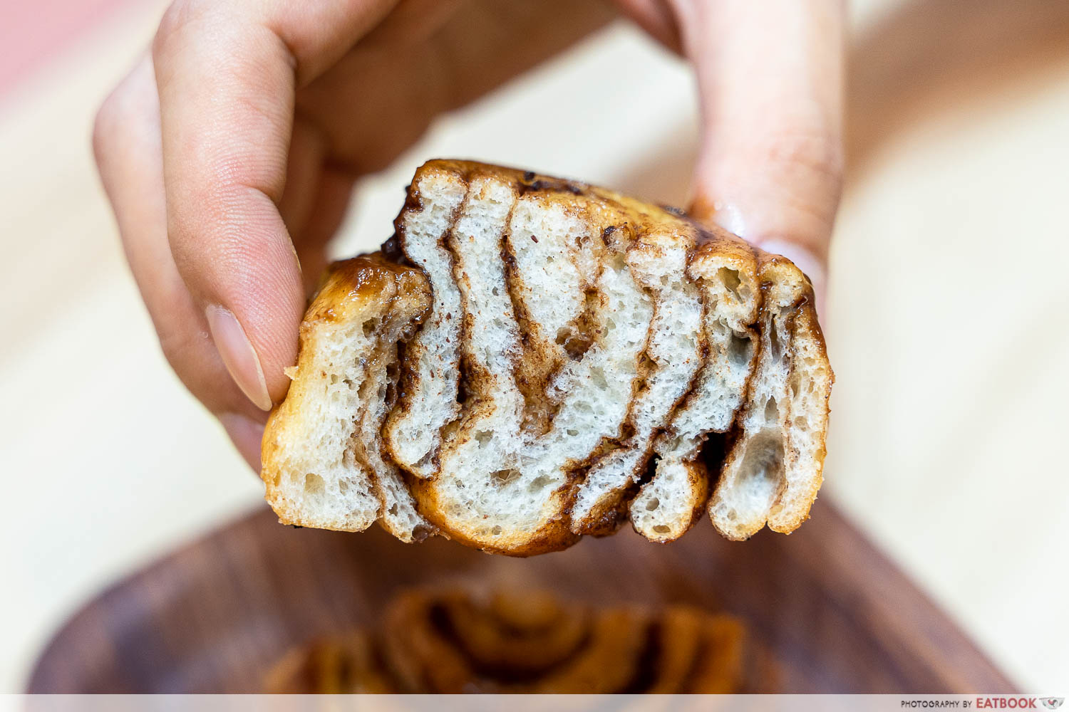 bread-&-butter-cinnamon-roll-interaction