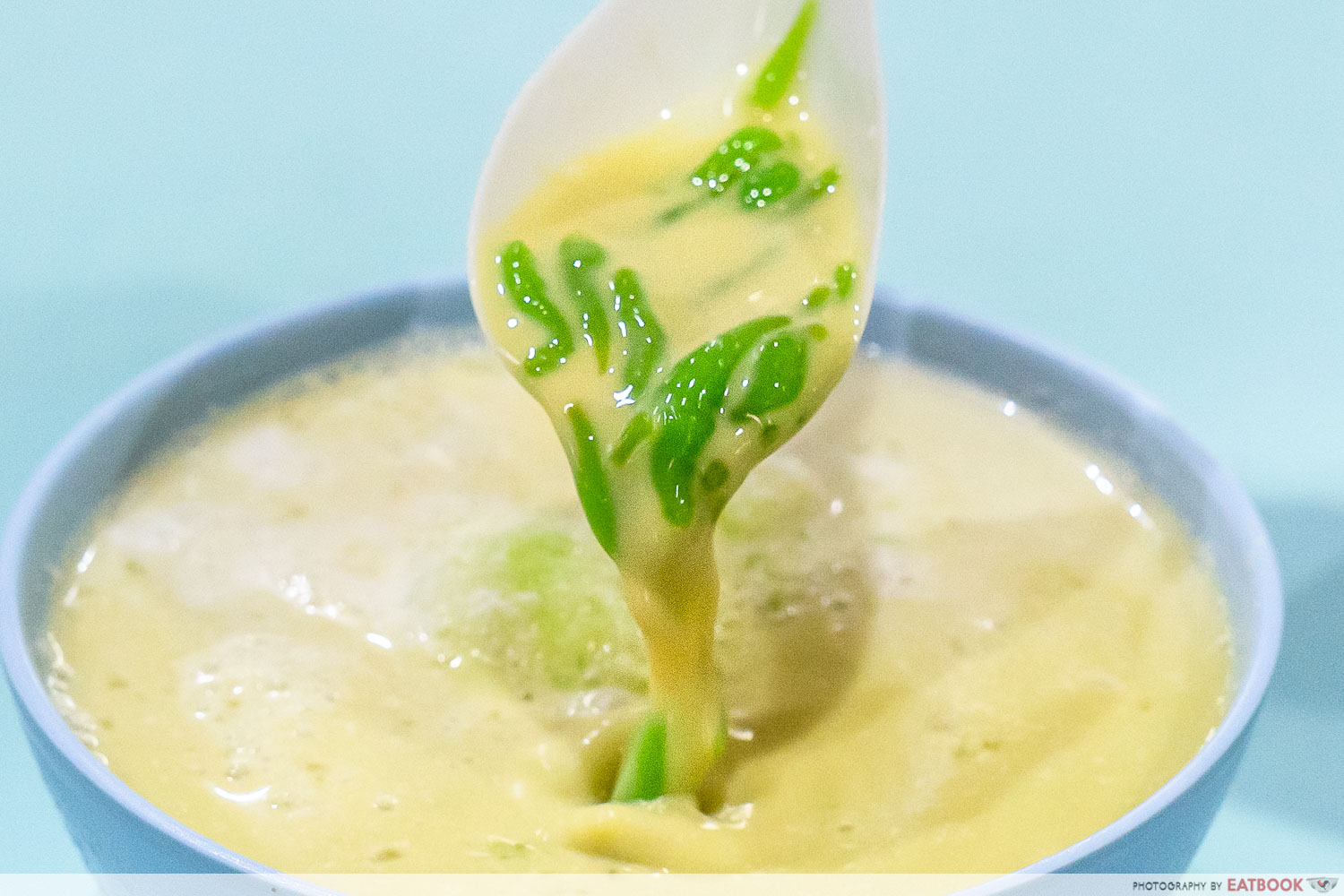 cendol-geylang-serai-pouring