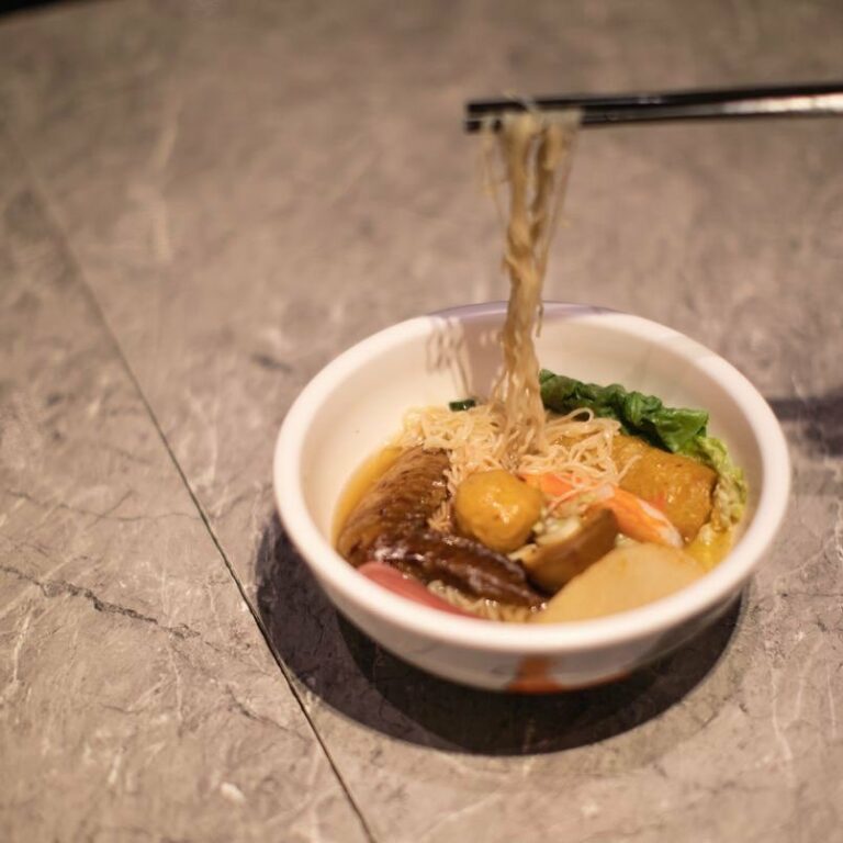 13 Hong Kong Cafes In Singapore For HK Milk Tea And More Eatbook.sg