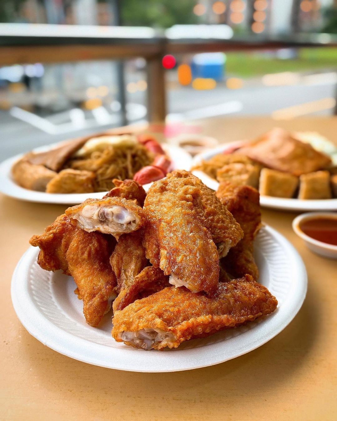 eng kee fried chicken wings - plate