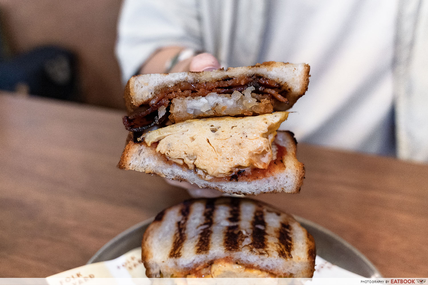 folk-yard-breakfast-sandwich-interaction-cross-section
