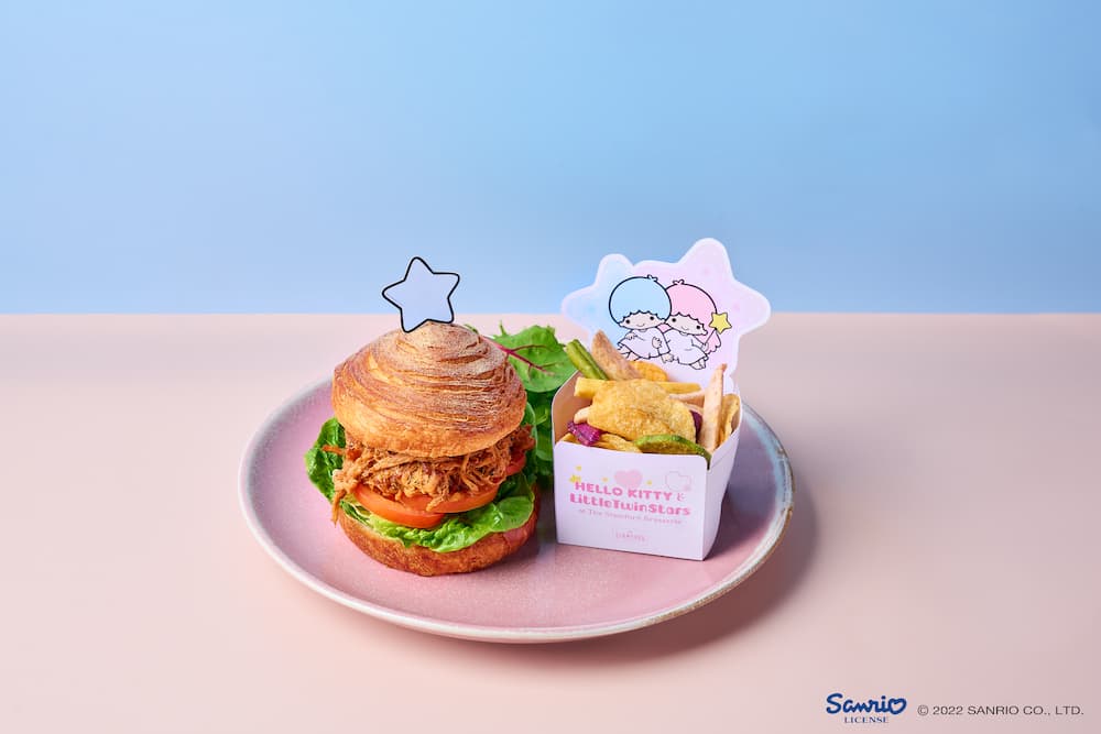 Hello Kitty and Little Twin Stars Cafe at TSB_Kawaii Pulled Pork Milk Bun