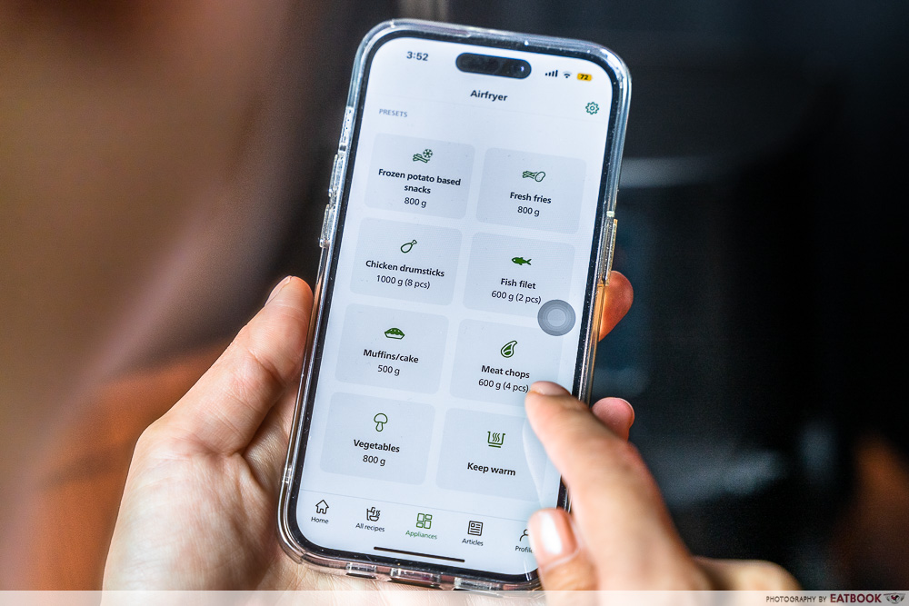 https://eatbook.sg/wp-content/uploads/2022/11/Philips-Airfryer-Essential-XL-Connected-presets.jpg