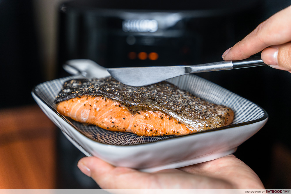 Philips Airfryer Essential XL Connected - salmon skin