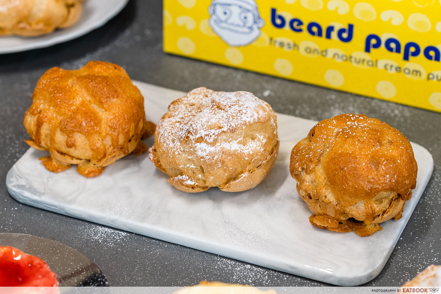 beard-papa's-cream-puffs