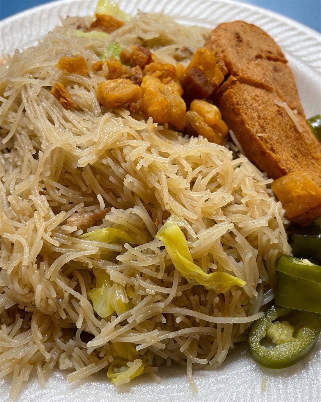 good pig trotters fried bee hoon - closeup