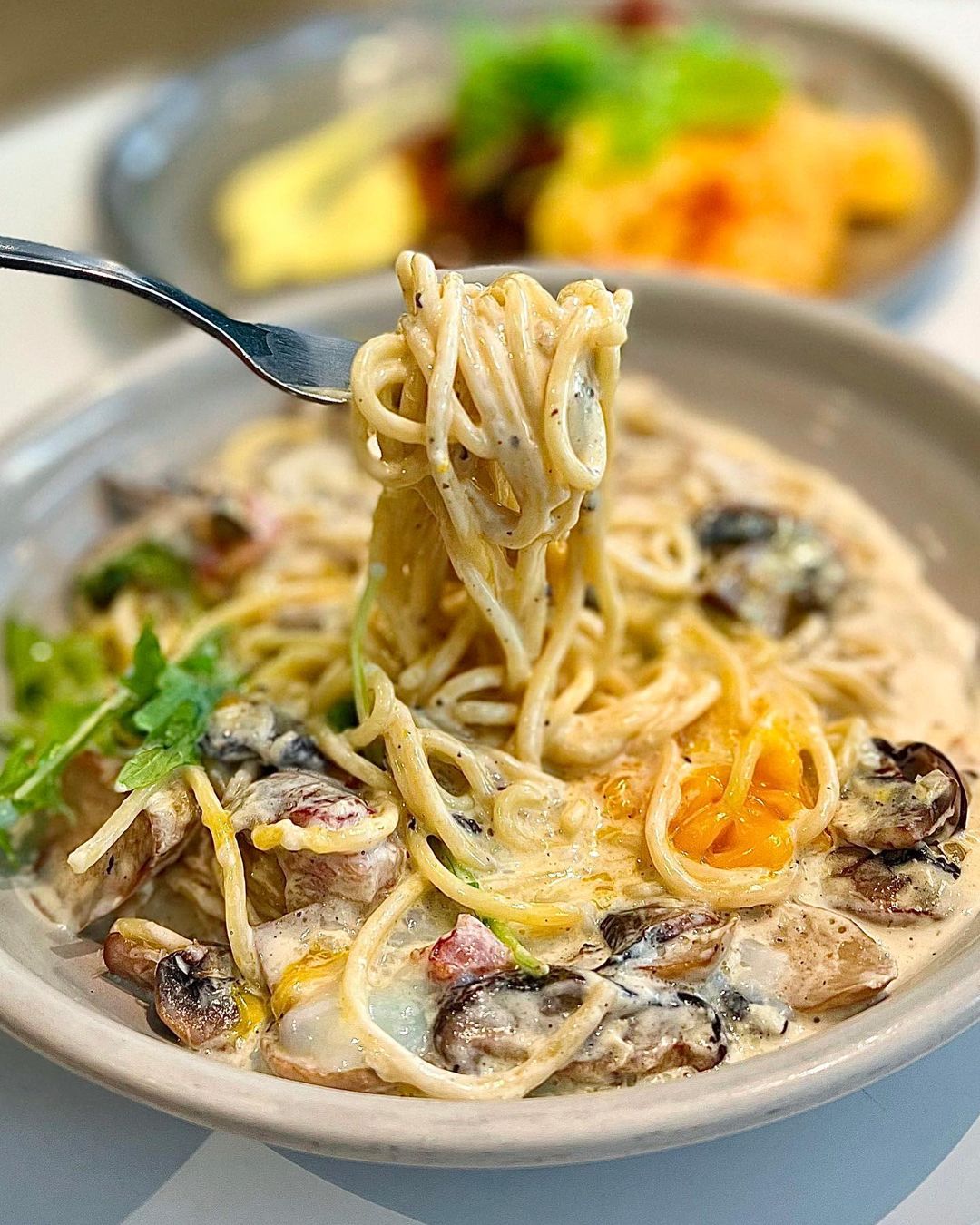 knockhouse-cafe-truffle-carbonara