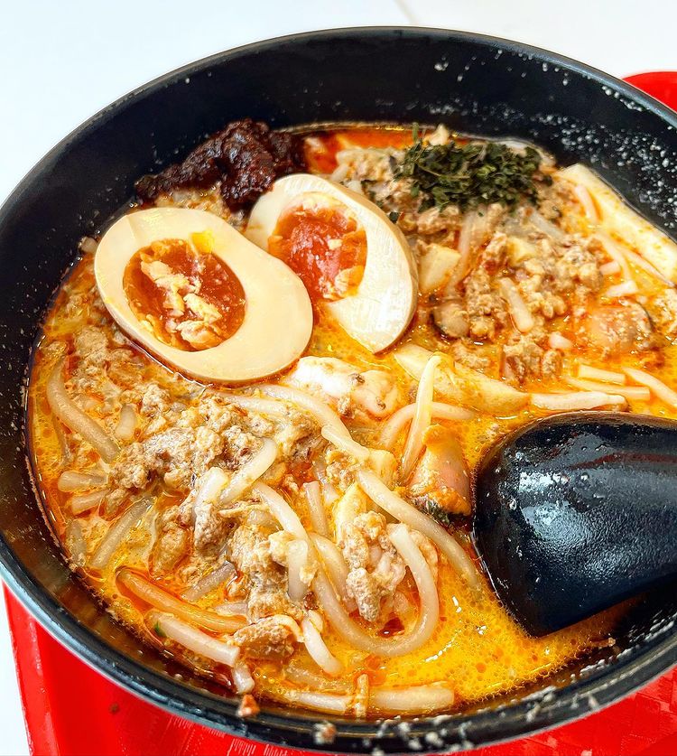 328 katong laksa with eggs