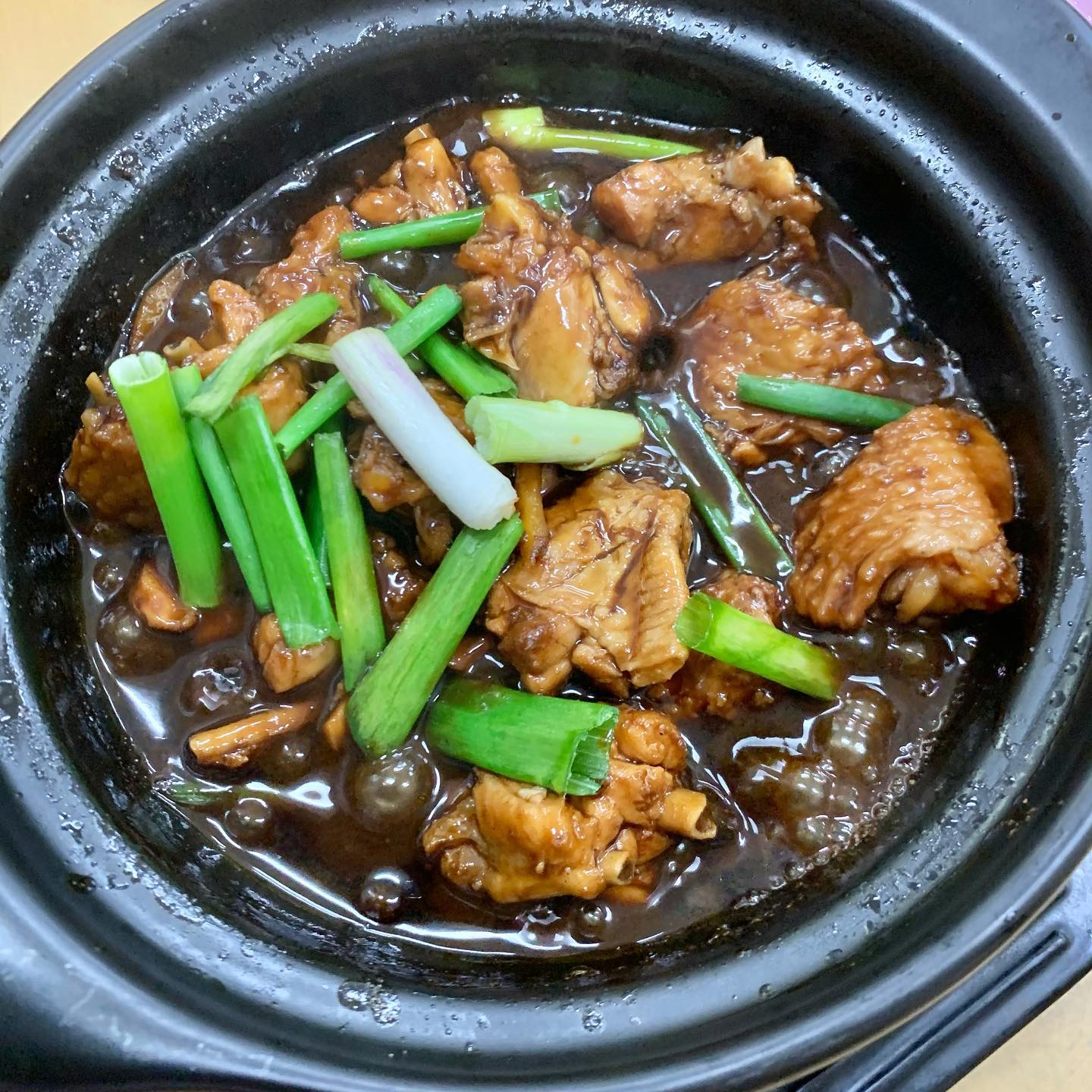 Sin Heng Bak Koot Teh - Sesame Oil Chicken