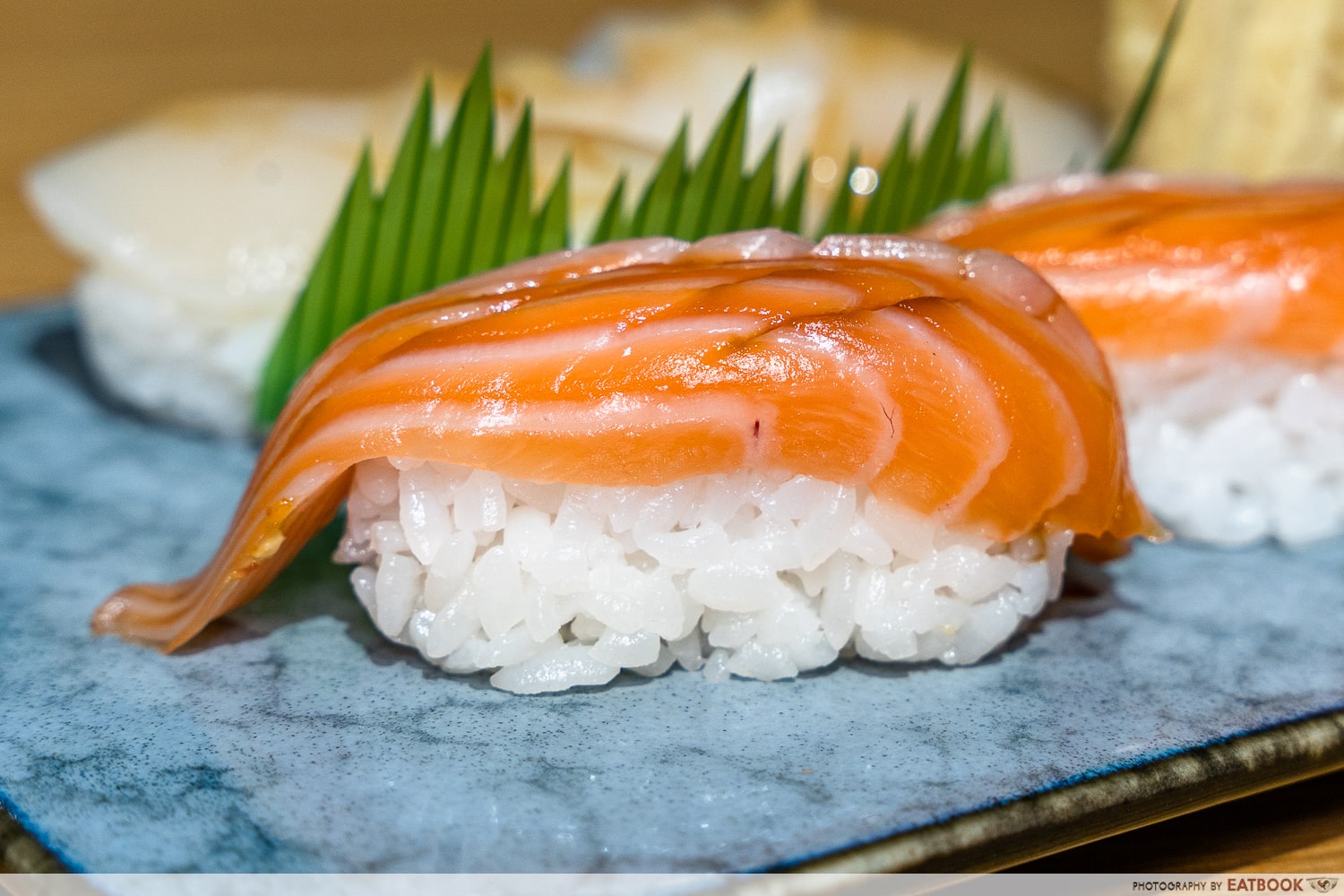 ima sushi - salmon nigiri