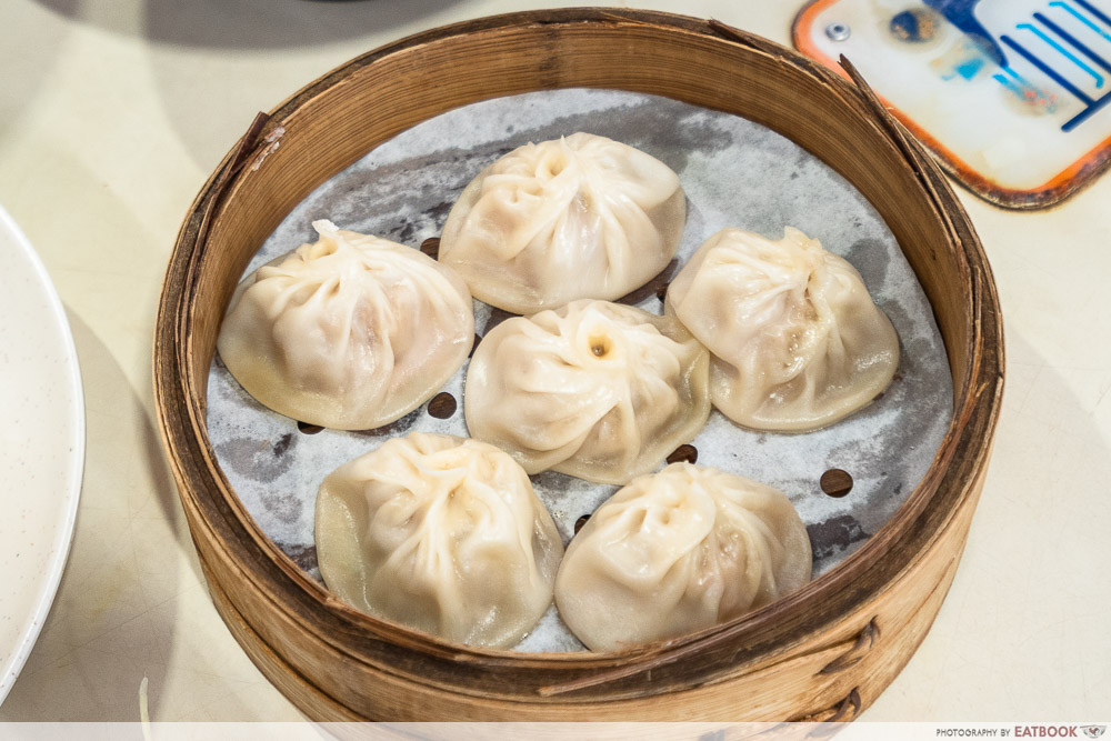 rong xing la mian xiao long bao - xiao long bao