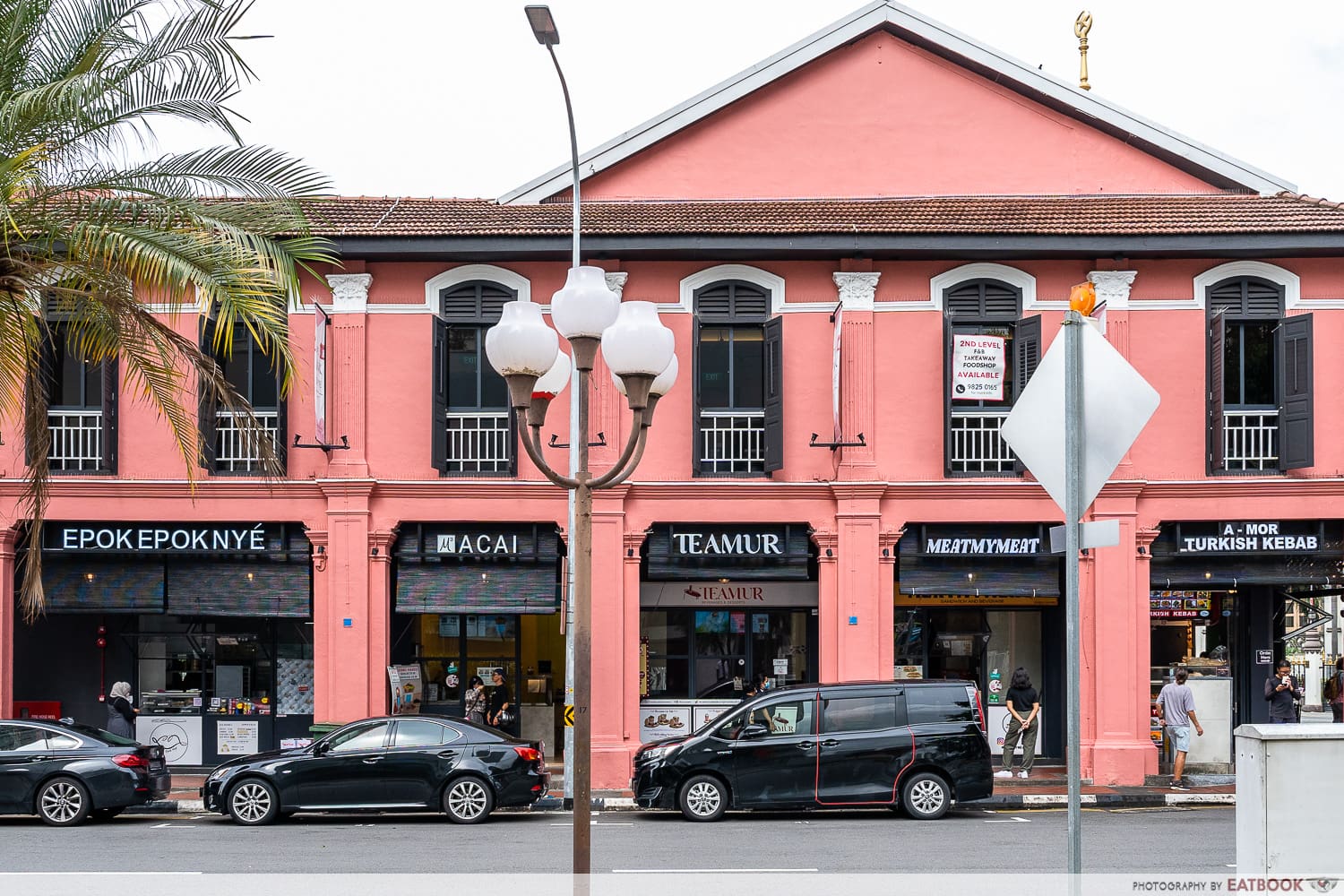 the-pink-house-storefront