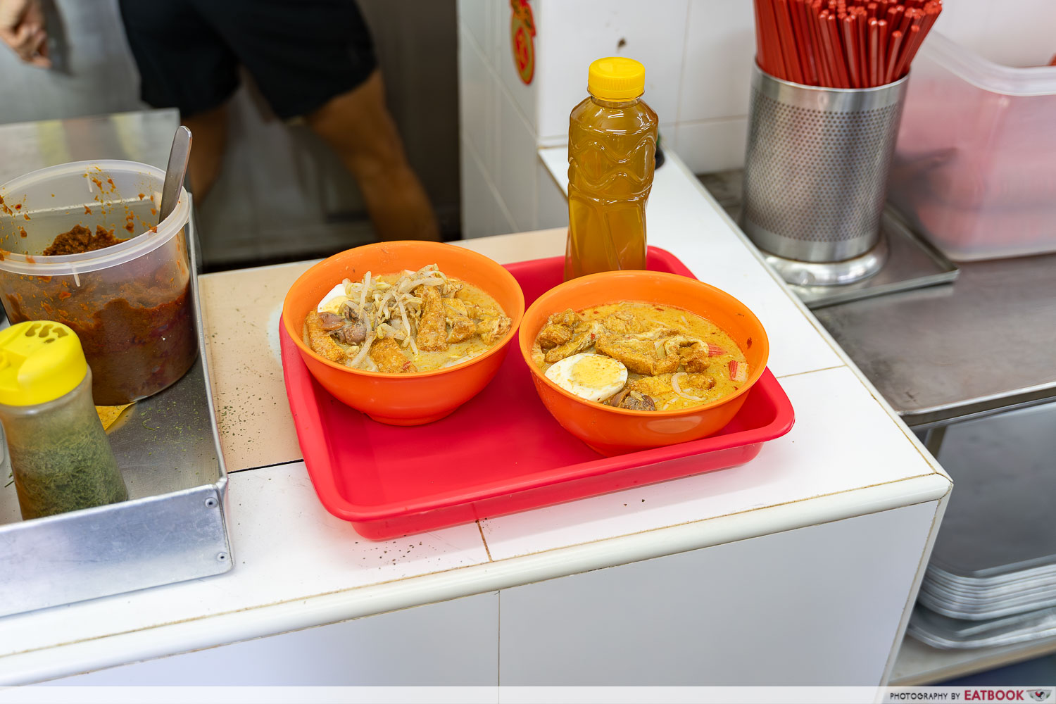 928-Yishun-Laksa-serving-shot