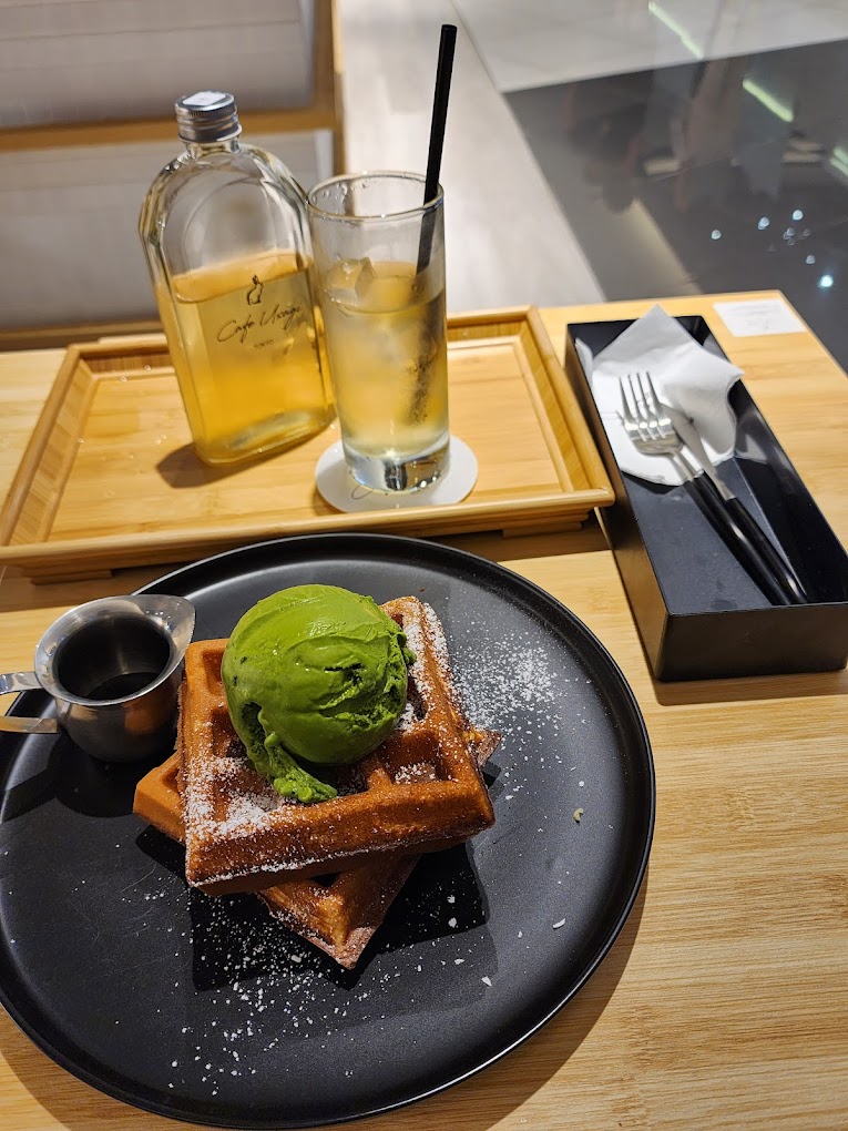 cafe usagi tokyo- matcha ice cream