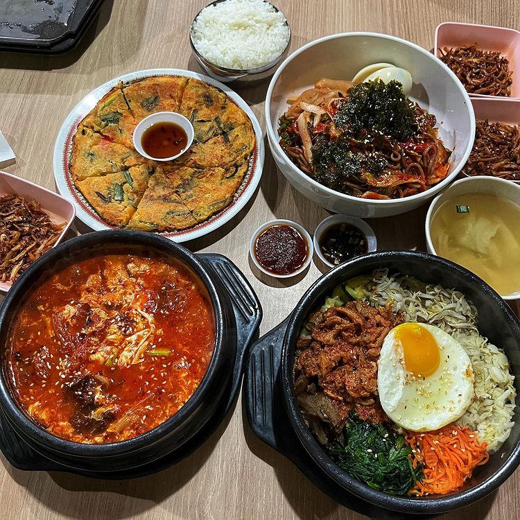 Mun Korean Kitchen Restaurant Menu - Takeout in Melbourne