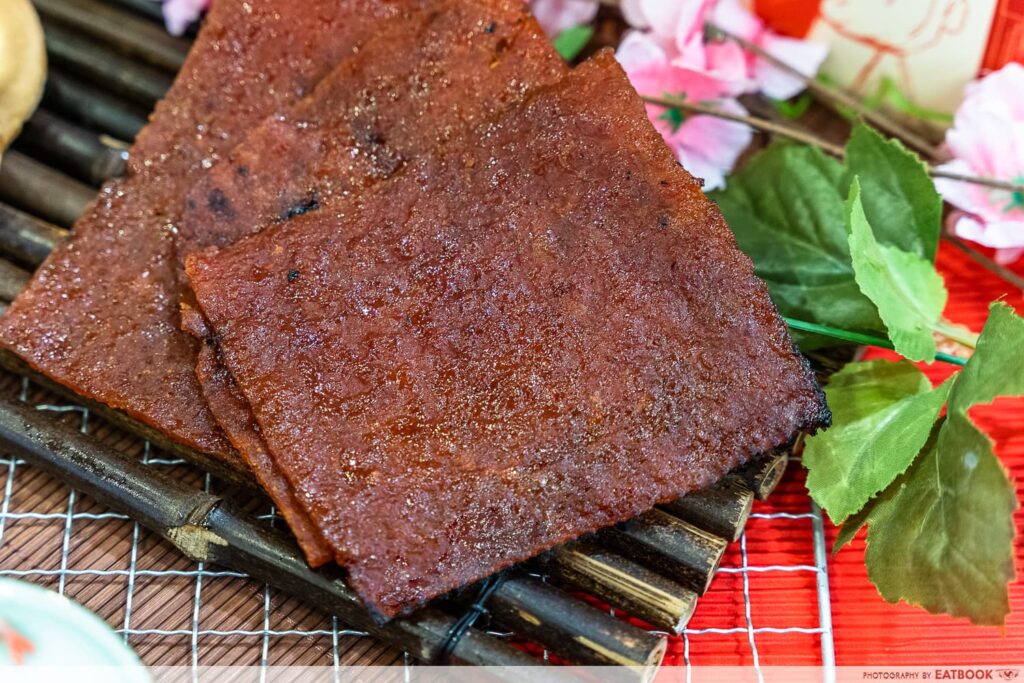 kim tee bak kwa flatlay