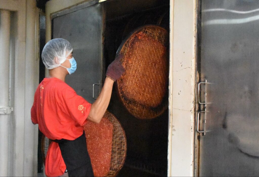 kim tee bak kwa making