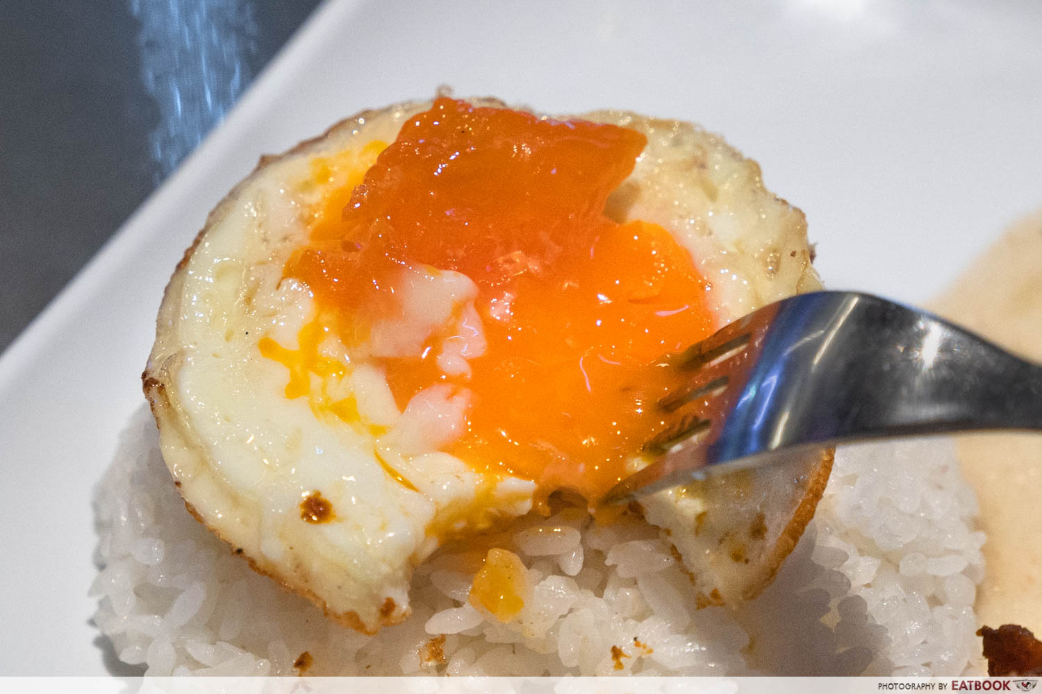 lumi-fnb-egg-yolk-shot