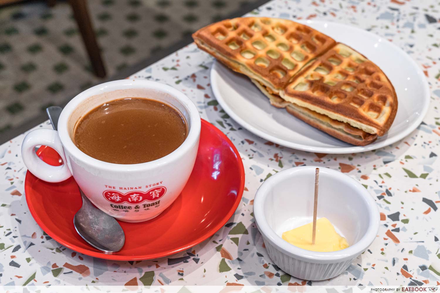 the-hainan-story-coffee-house-waffle