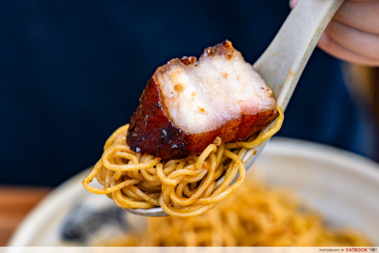 88-hk-wanton-mee-scoop