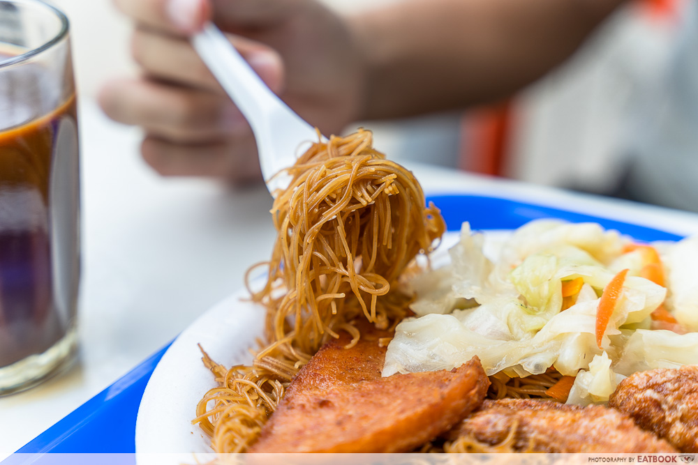 Eng Kee - bee hoon noodle pull