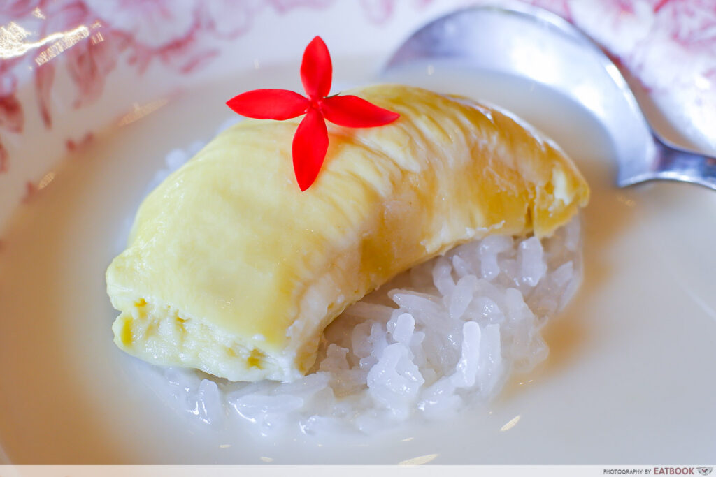 busarin durian sticky rice