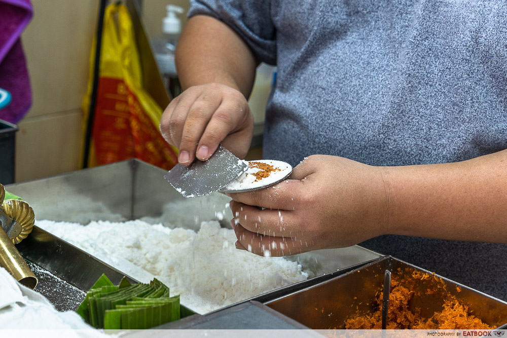 du du cooked food tutu kueh making