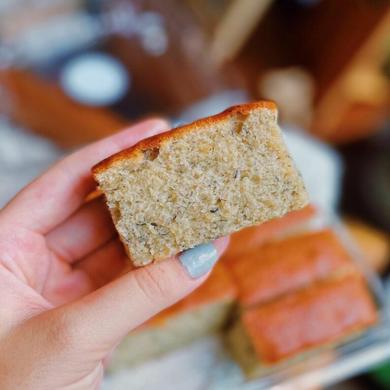 Hiap Joo Bakery Popular Banana Cake In JB Eatbook.sg