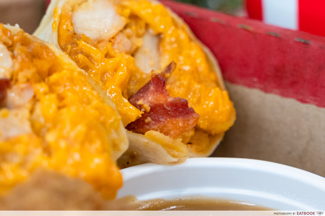 KFC’s Mac ‘N Cheese Zingerito Returns Eatbook.sg