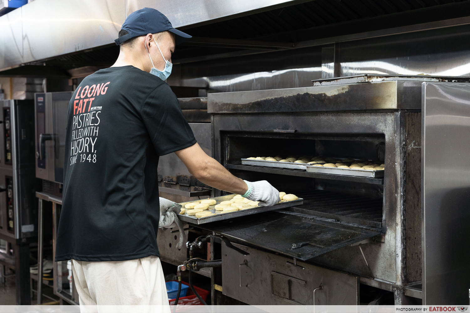 loong-fatt-tau-sar-piah-oven-prep