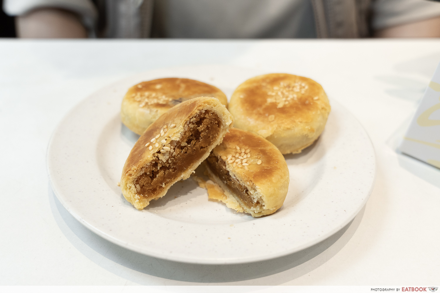 loong-fatt-tau-sar-piah-sweet-tau-sar-piah-cross-section