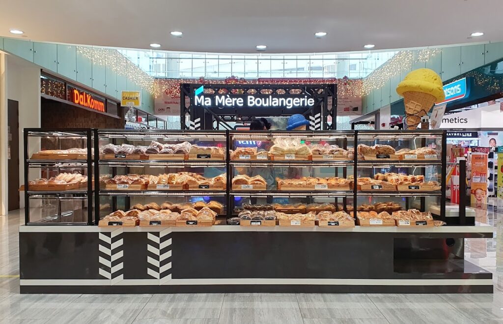 mere boulangerie storefront