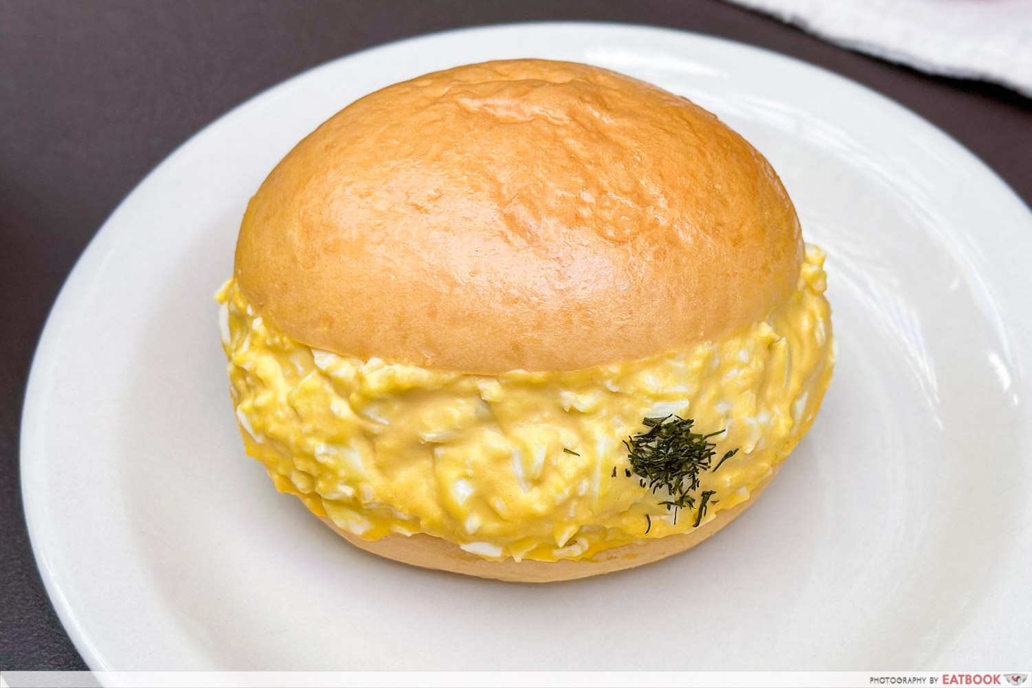 Hellu Coffee egg mayo roundwich