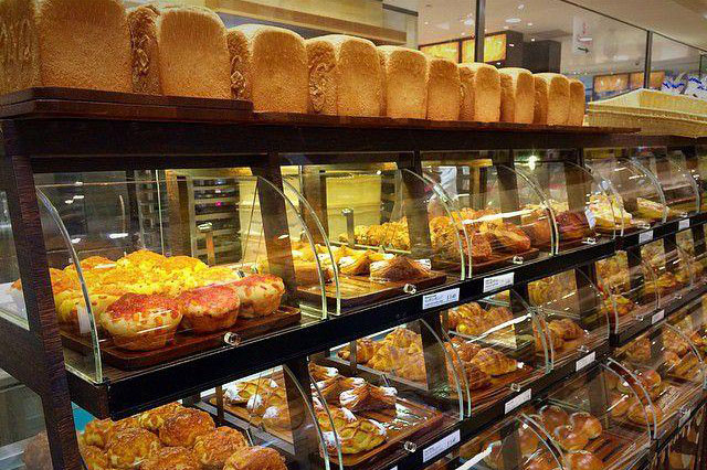 Takashimaya-Food-Hall-DONQ-Boulangerie