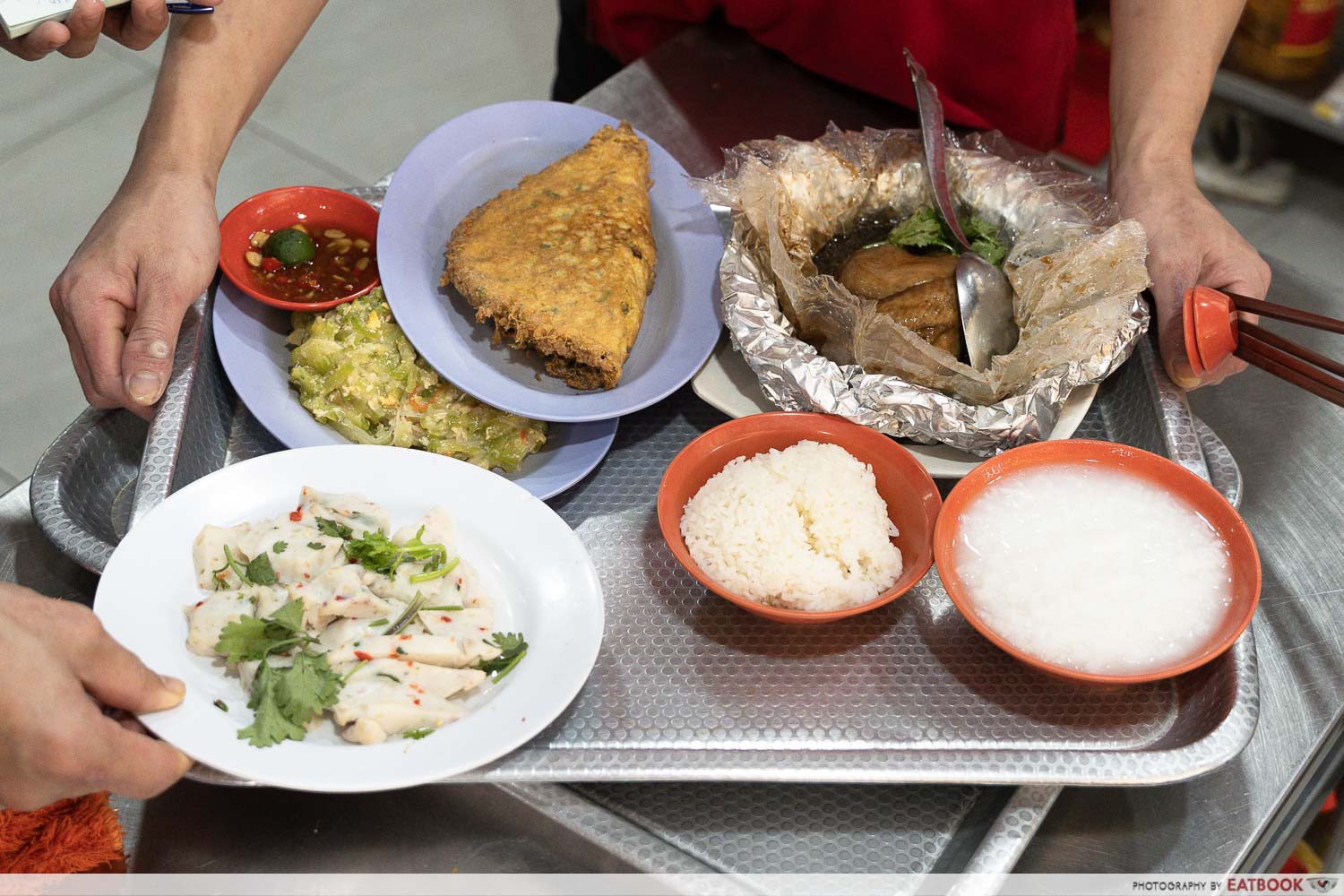 Zai-Shun-Curry-Fish-Head-serving