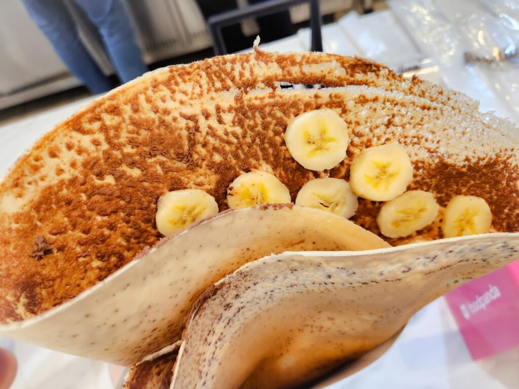 bee live crepe