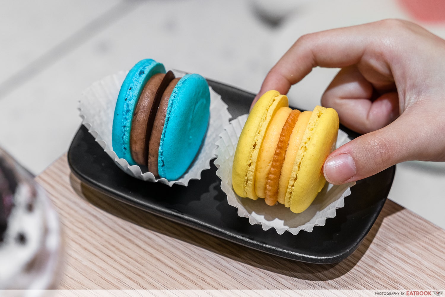 fat macarons cafe bom bom