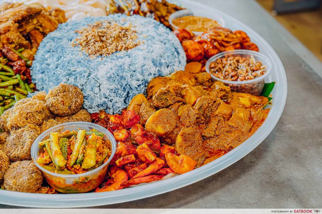 giant nasi ambeng deli hub curry