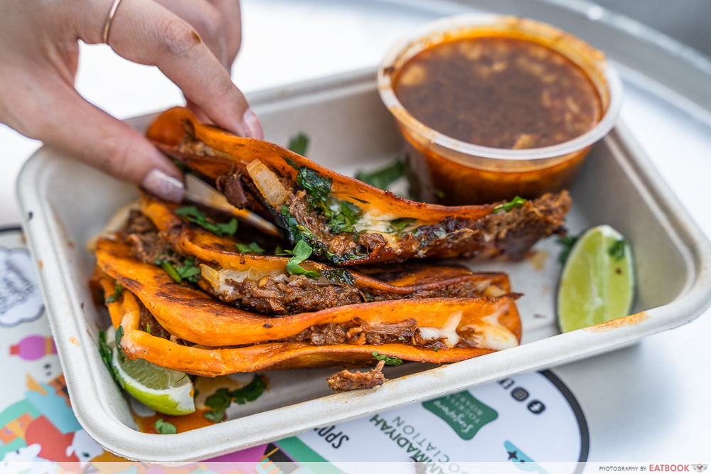 kampong gelam ramadan bazaar - la birria taco