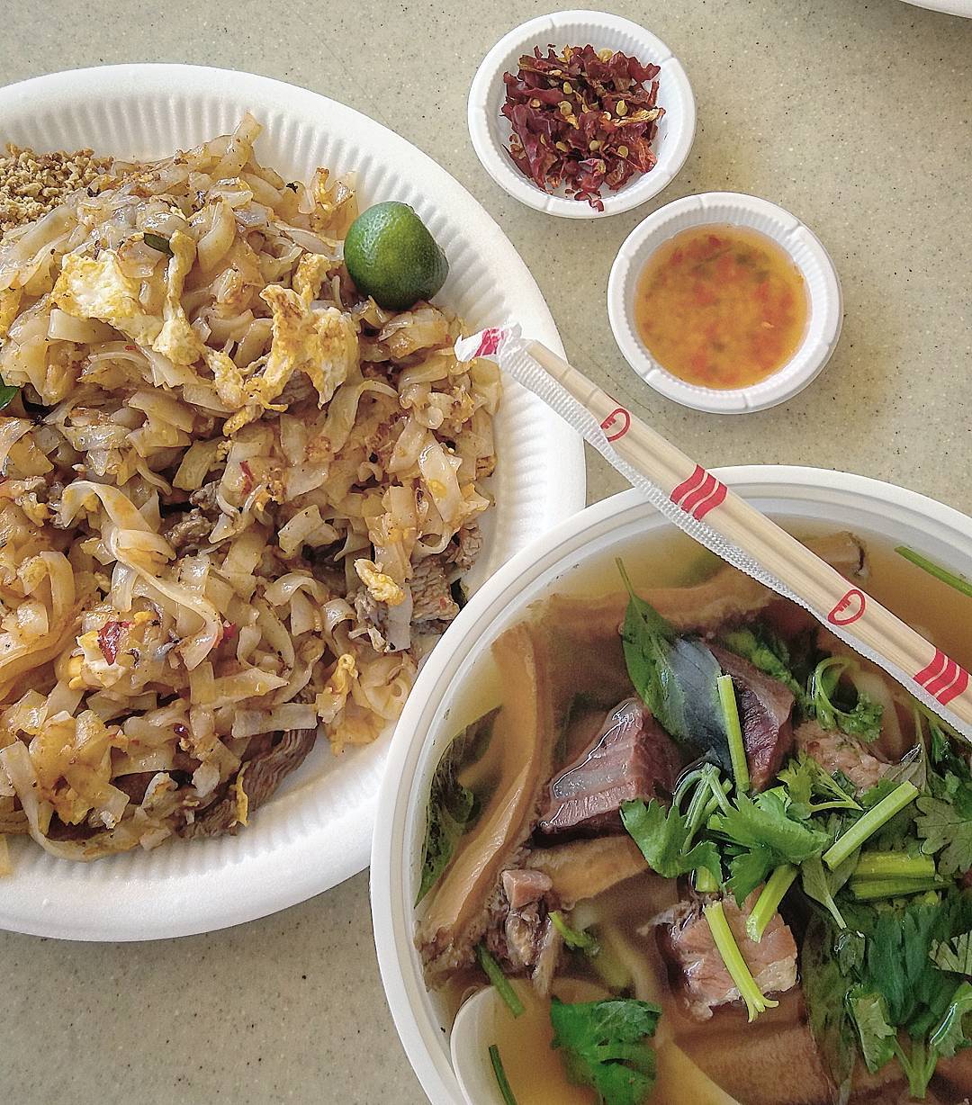 seah-im-food-centre-thaksin-beef-noodle