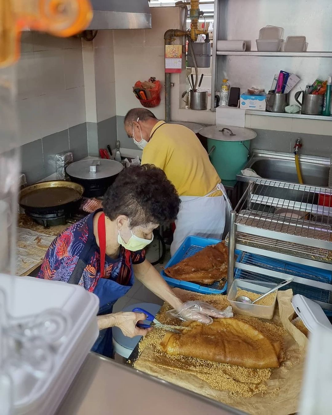 tanglin halt original peanut pan cake prep