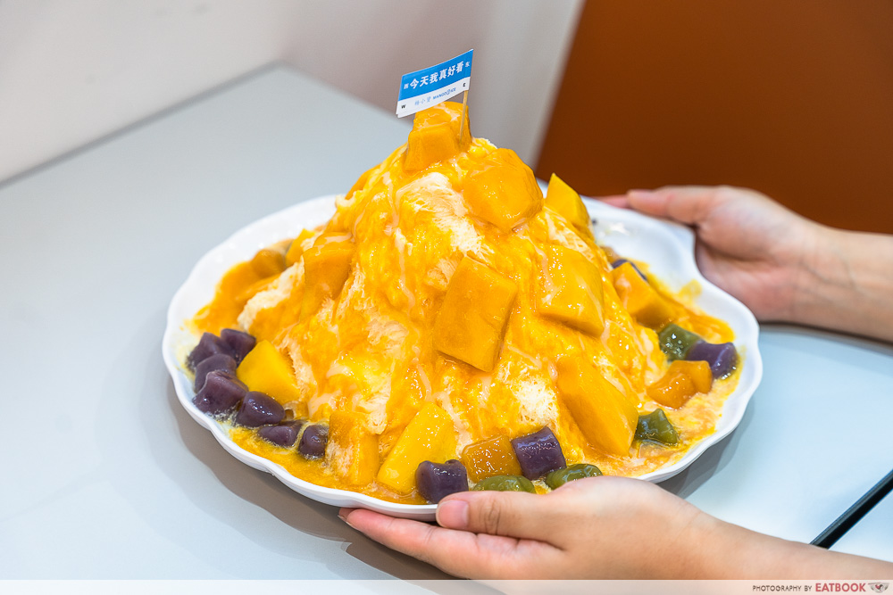 yang xiao xian article - mango shaved ice